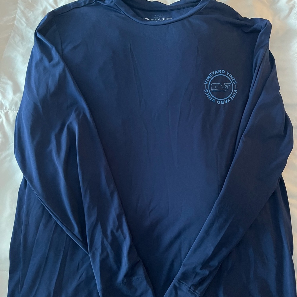 Vineyard Vines performance longsleeve
